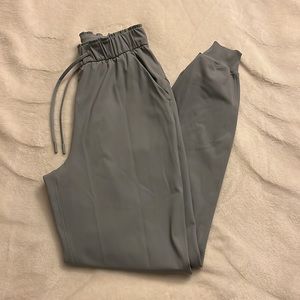 Lululemon pants